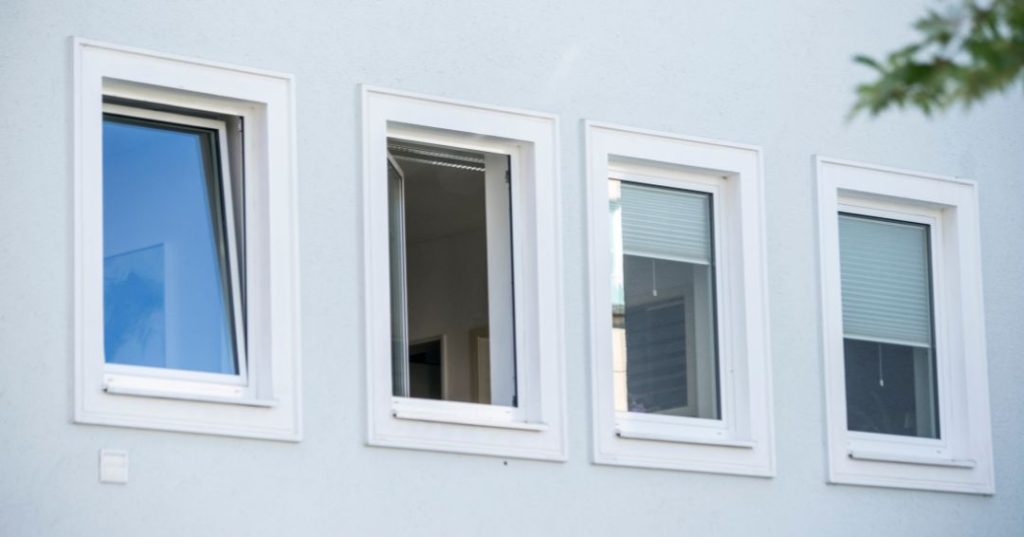 Janelas de vidro em Carapicuíba